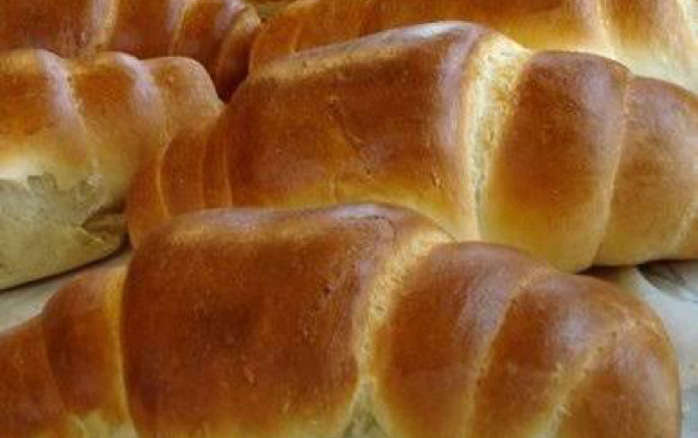 Pão caseiro doce (muito macio)