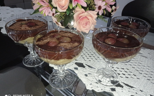 Filé de frango com creme de cebola