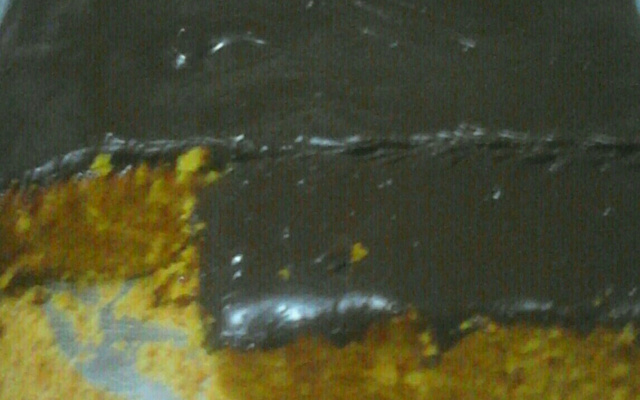 Bolo de cenoura com cobertura de chocolate