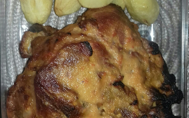 Pernil assado com batata