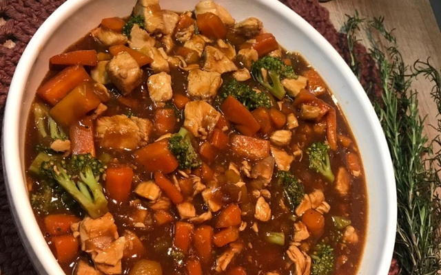 Frango ao molho shoyu