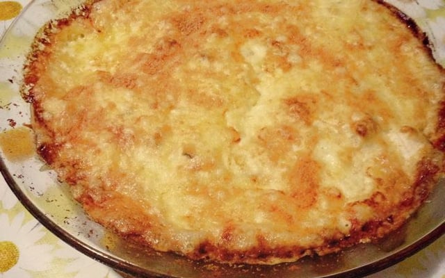 Frango desfiado e gratinado