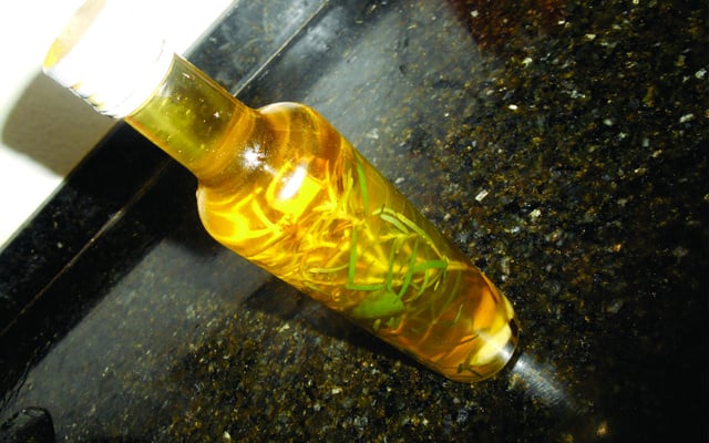 Azeite aromatizado (temperado)