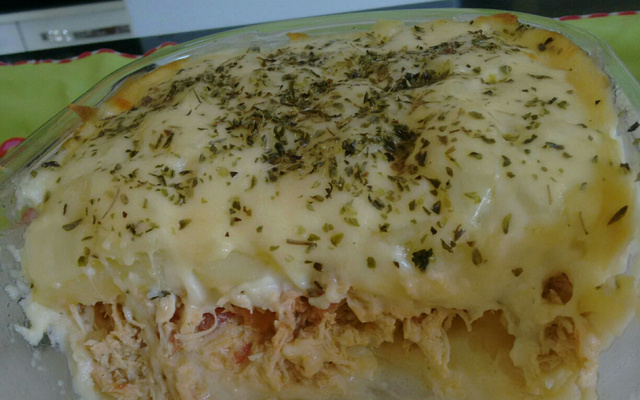 Batata com frango no forno