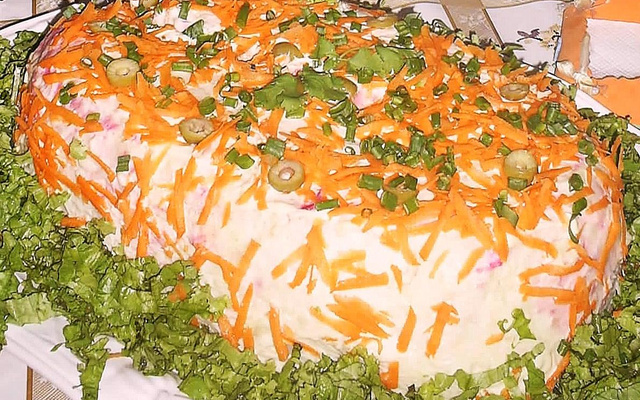 Bolo salgado colorido