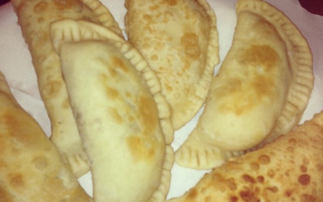 Massa básica pastel mais fácil do mundo