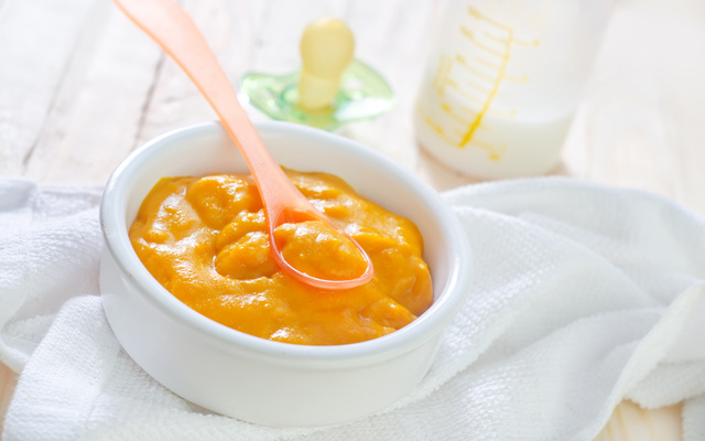 Papinha de carne, cenoura e beterraba