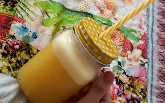 Suco de abacaxi detox