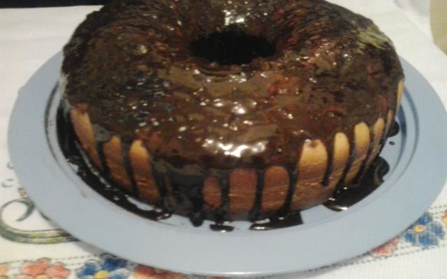 Bolo mesclado de liquidificador