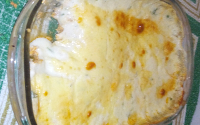 Frango com creme de aipim