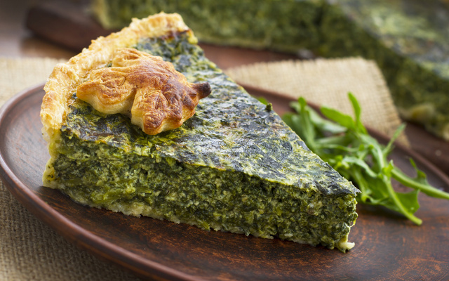 Torta de quinoa com escarola