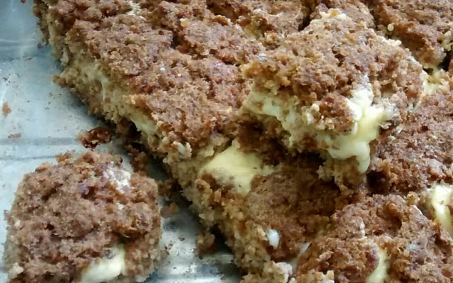 Quibe assado recheado com requeijão