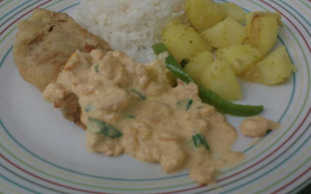 Filé de peixe ao molho de camarão