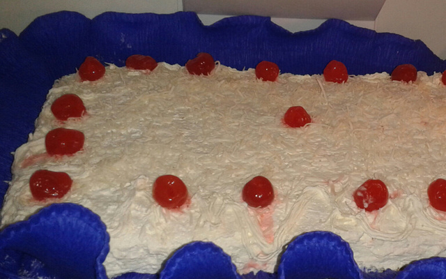 Bolo de cereja sem lactose