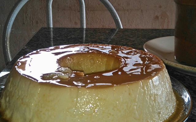 Receita fácil de pudim de leite moça com coco