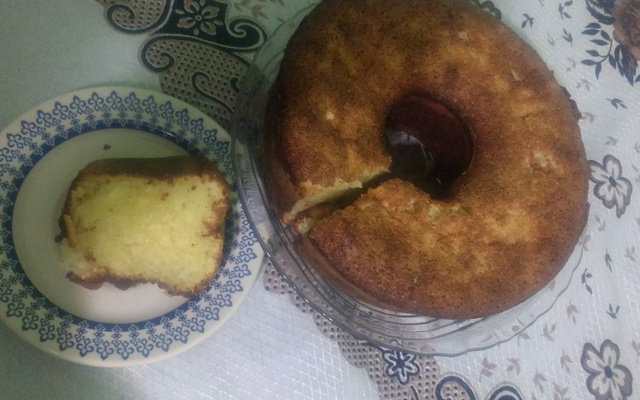 Bolo de aipim cremoso tradicional