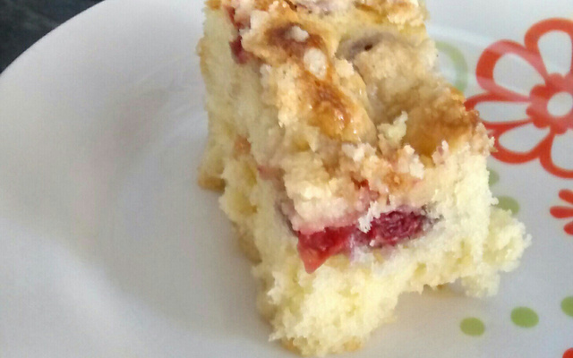 Cuca de morango da Karine