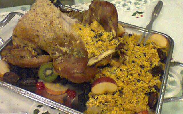 Frango chique com cuscuz agridoce