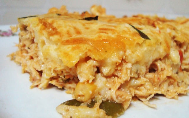 Torta cremosa de frango