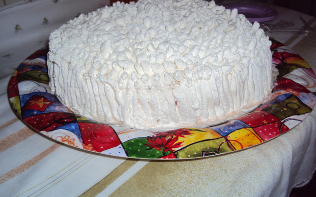 Bolo Bicho de Pé de Morango