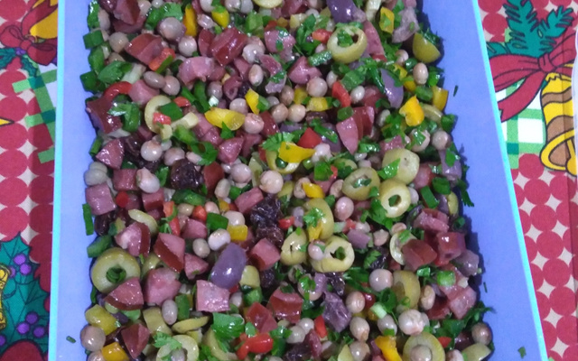 Salada de guandu natalina