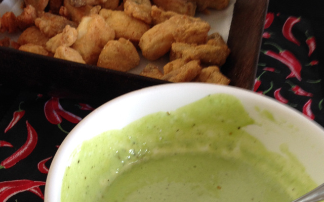 Filé de tilápia frita ao molho tártaro