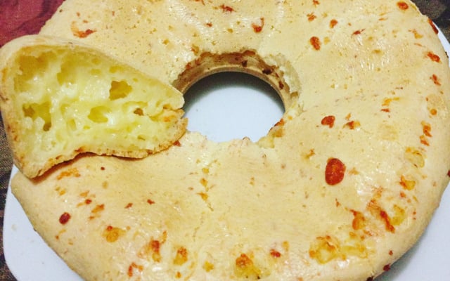 Bolo de pão de queijo sem fermento