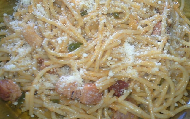 Macarrão com cebola