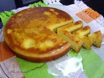 Bolo de fubá cremoso