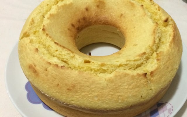 Bolo cremoso de milho com coco de liquidificador