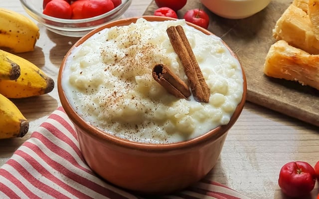 Mungunzá (mingau de milho branco para canjica)