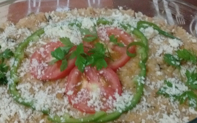 Risoto de frango desfiado com tomate seco