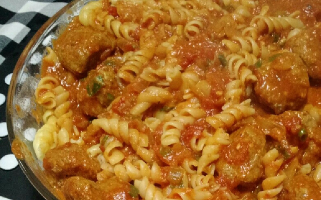 Molho vermelho com gorgonzola