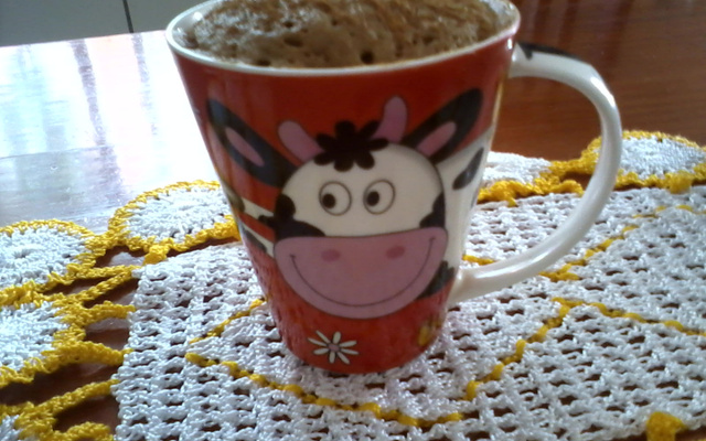 Bolo de farinha integral na caneca