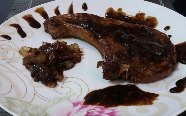 Bisteca de porco agridoce