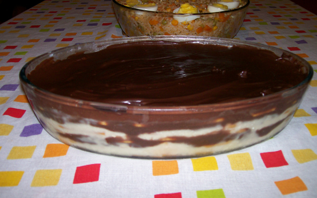 Pavê de chocolate preto e chocolate branco