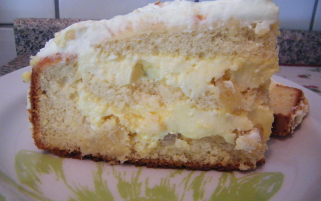 Bolo gelado de abacaxi