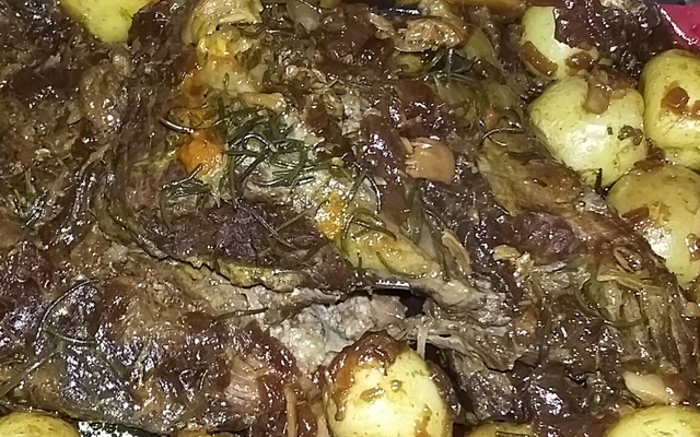 Peito bovino na pressão e gratinado