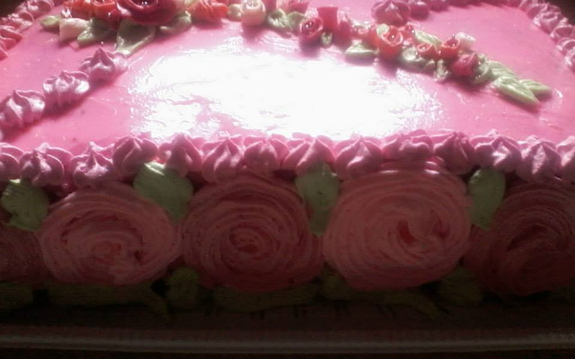 Bolo de aniversário colorido