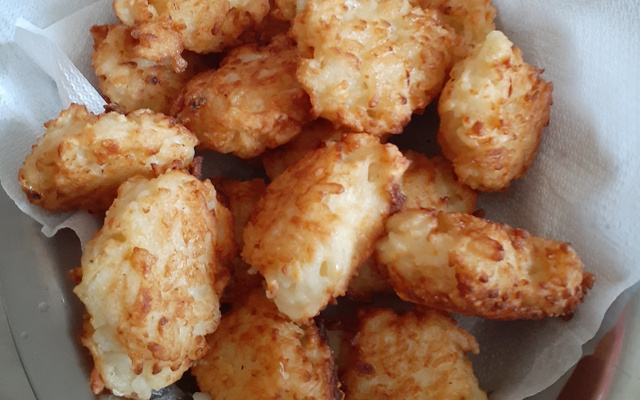 Bolinho de arroz tradicional