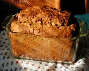 Pão de abóbora e nozes