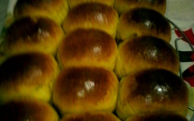 Pãezinhos de cenoura com rapadura