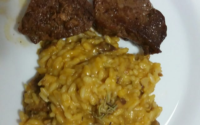 Filé mignon com risoto