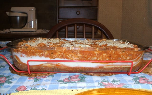 Lasanha ao molho de frango e catupiry