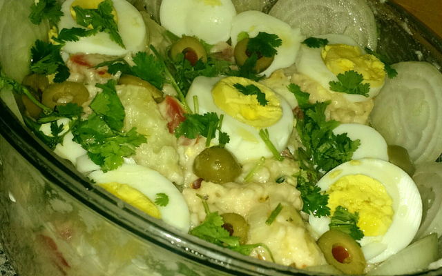Salada de peixe