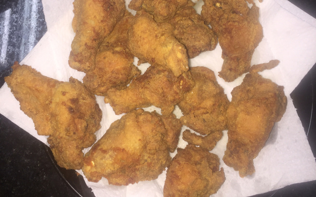 Coxinha da asa empanada sequinha e crocante