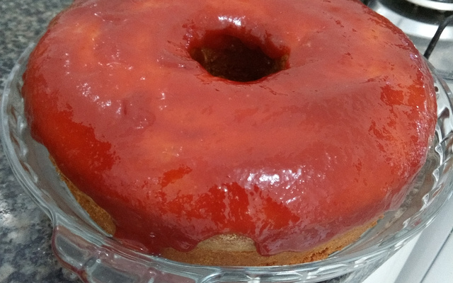 Bolo de creme de milho com goiabada (sem erro)