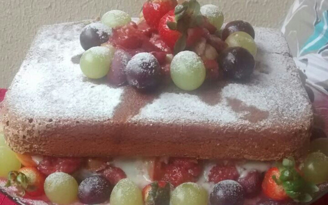 Bolo pelado de baunilha