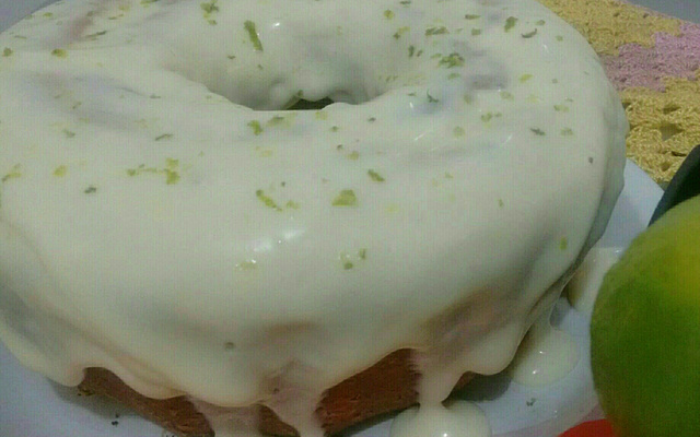 Bolo de limão