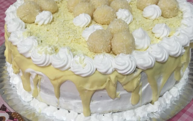 Bolo de abacaxi especial